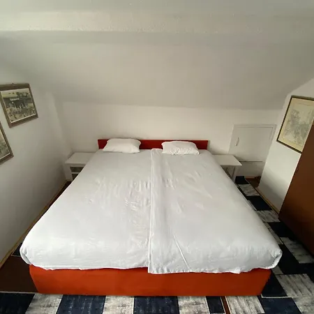 Apartamento Rejhan *